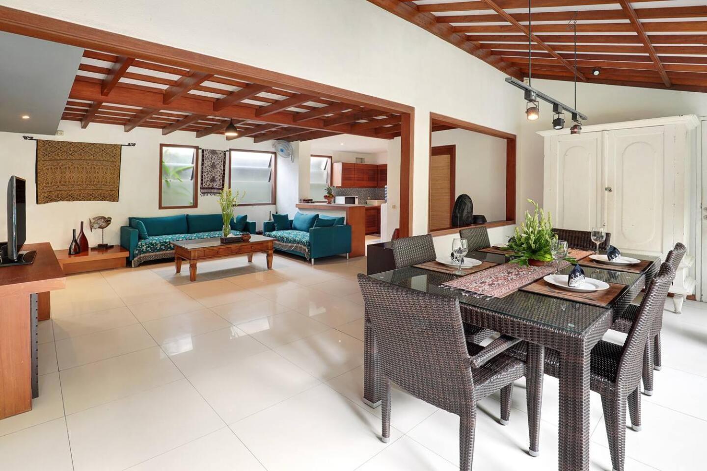 Super Value 4 Bedroom, Walk To Bintang Supermarket Seminyak Exterior foto